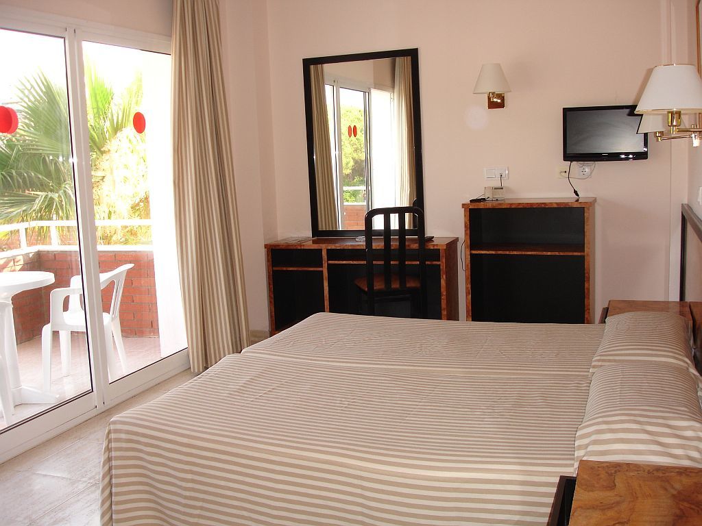 Hotel Gran Garbi Mar & Aquasplash Lloret de Mar Ngoại thất bức ảnh